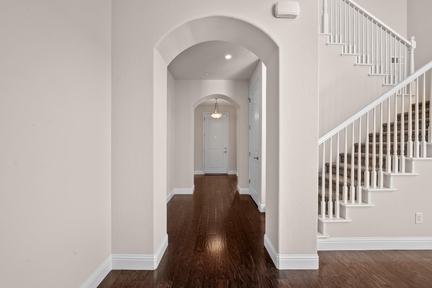 1805 E Bella Rosa Ave, Fresno, CA 93730