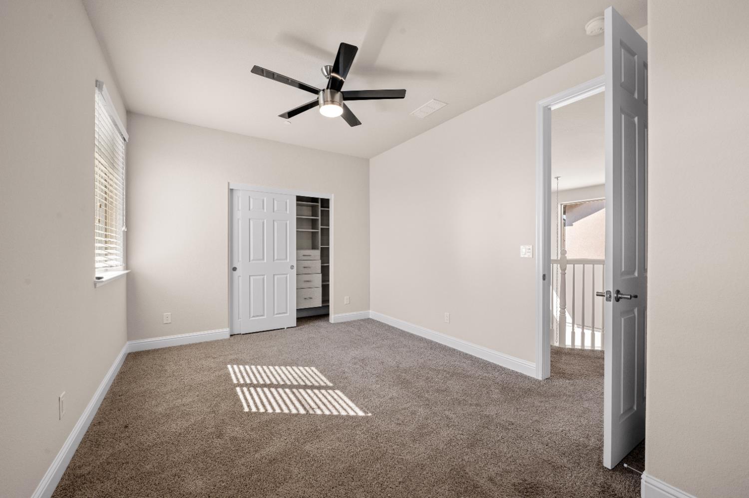 1805 E Bella Rosa Ave, Fresno, CA 93730