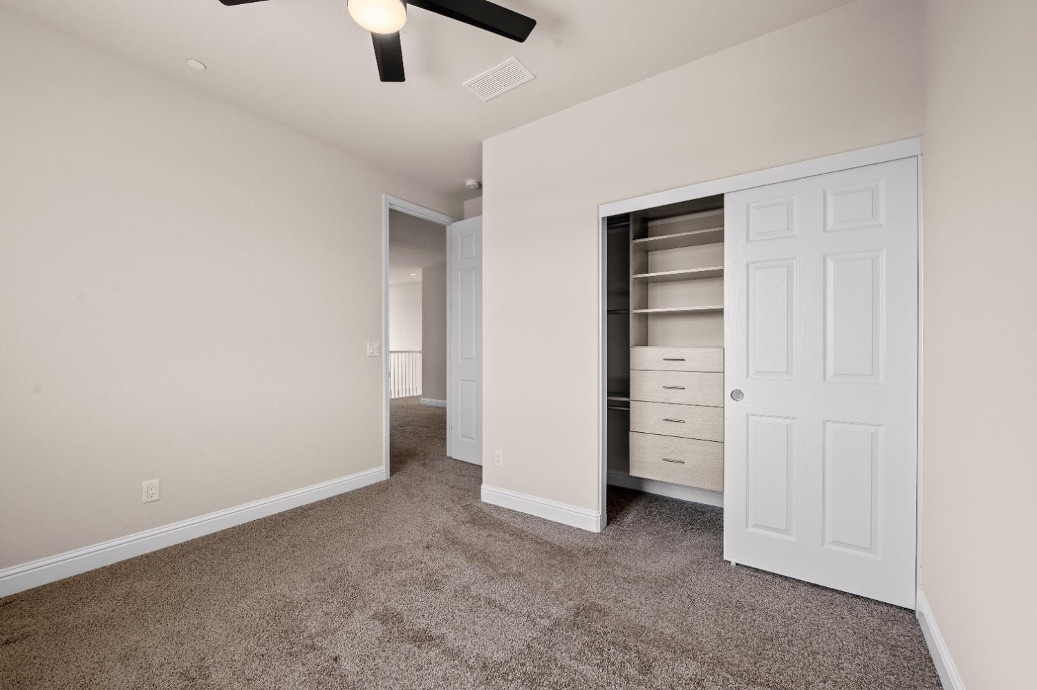 1805 E Bella Rosa Ave, Fresno, CA 93730