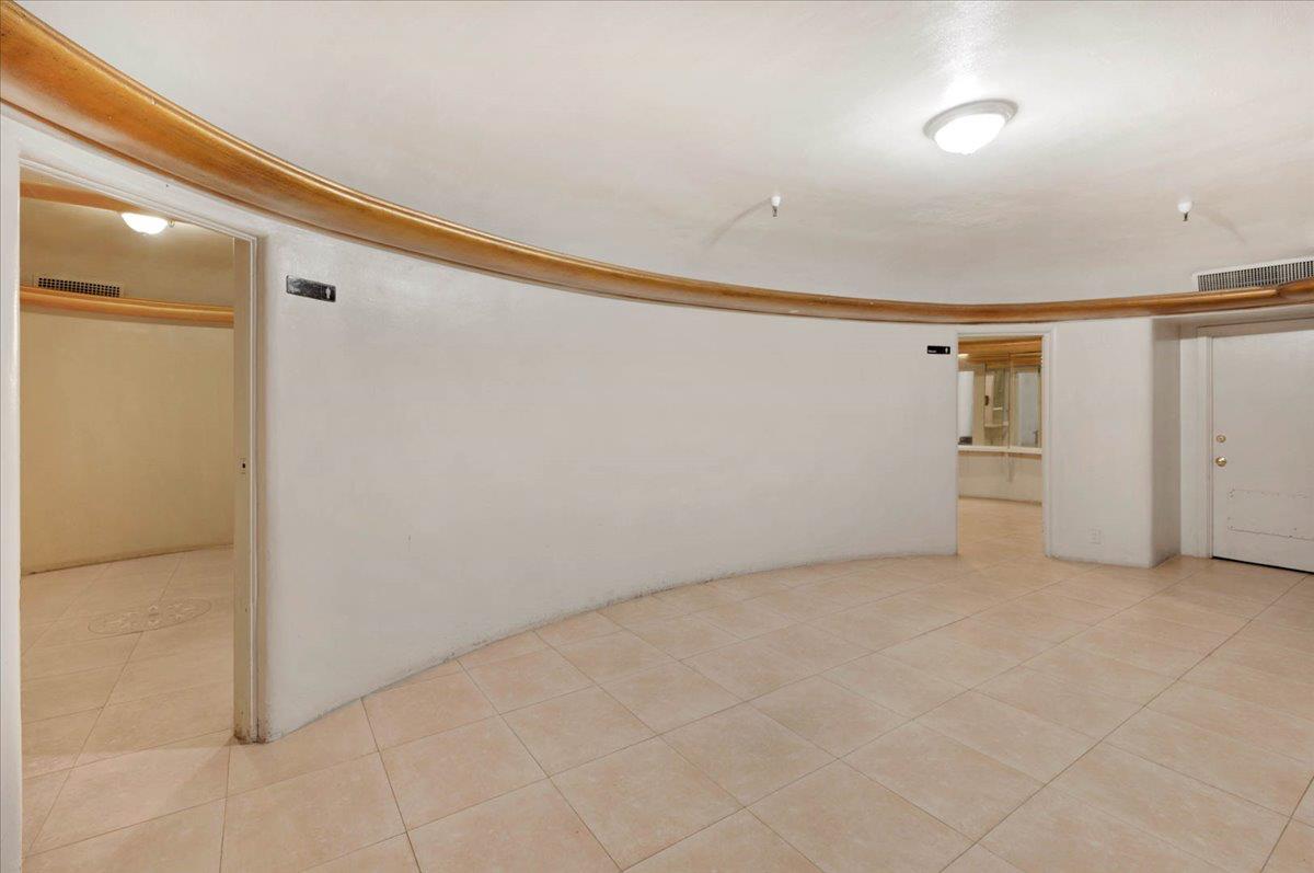 1170 Broadway St, Fresno, CA 93721