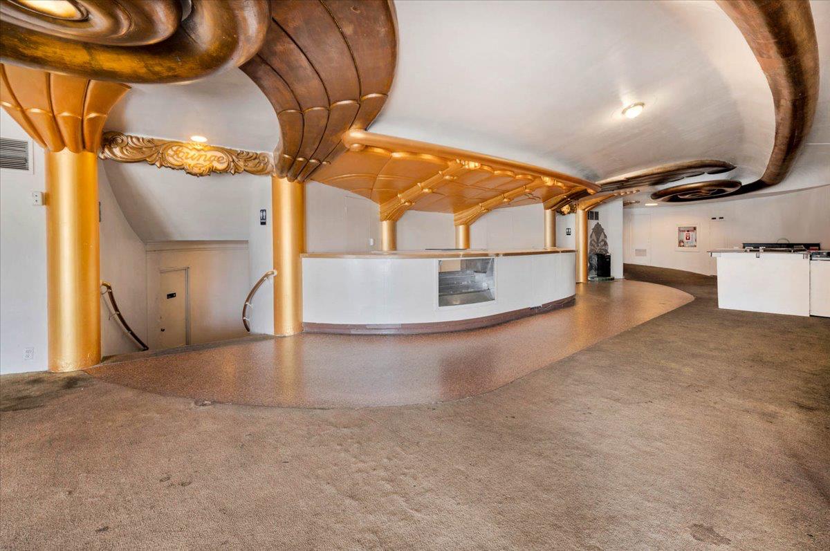 1170 Broadway St, Fresno, CA 93721