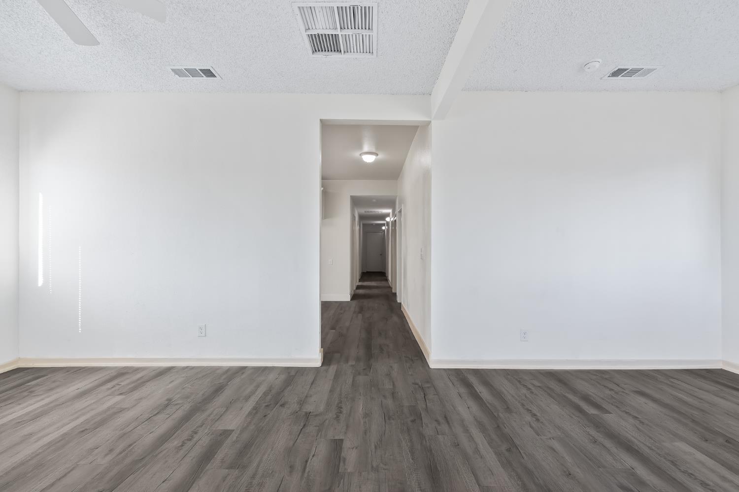 225 N Effie St, Fresno, CA 93701