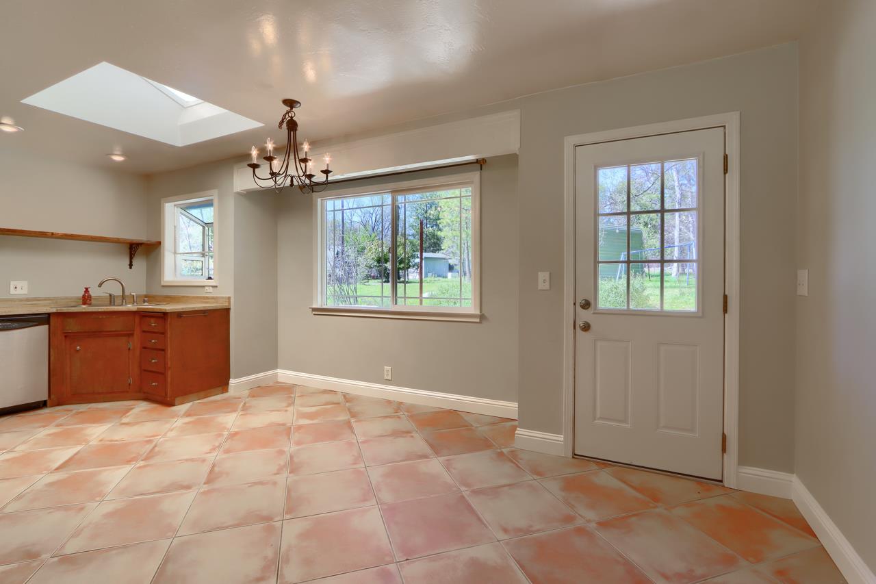 5606 Silver Strand Fall, Mariposa, CA 95338