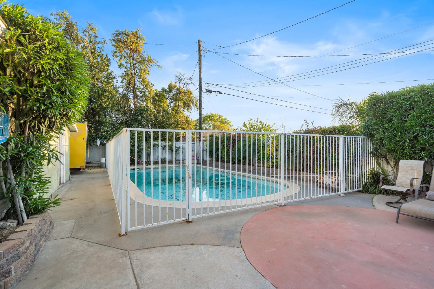 505 W Lamona Ave, Fresno, CA 93728