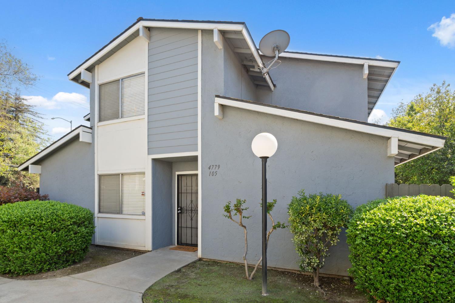 4779 N Cedar Ave #105, Fresno, CA 93726