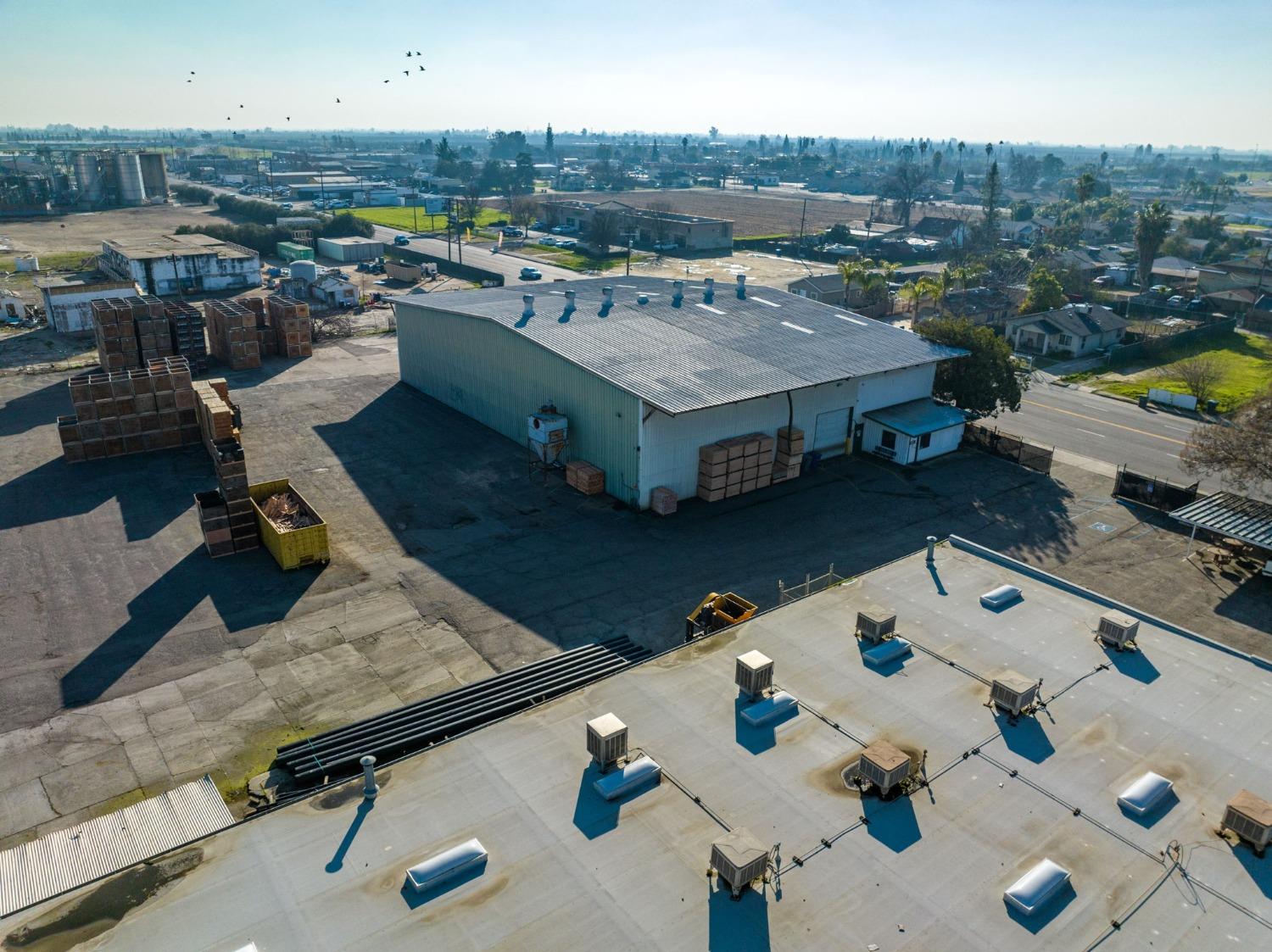 1324 Academy Ave, Sanger, CA 93657