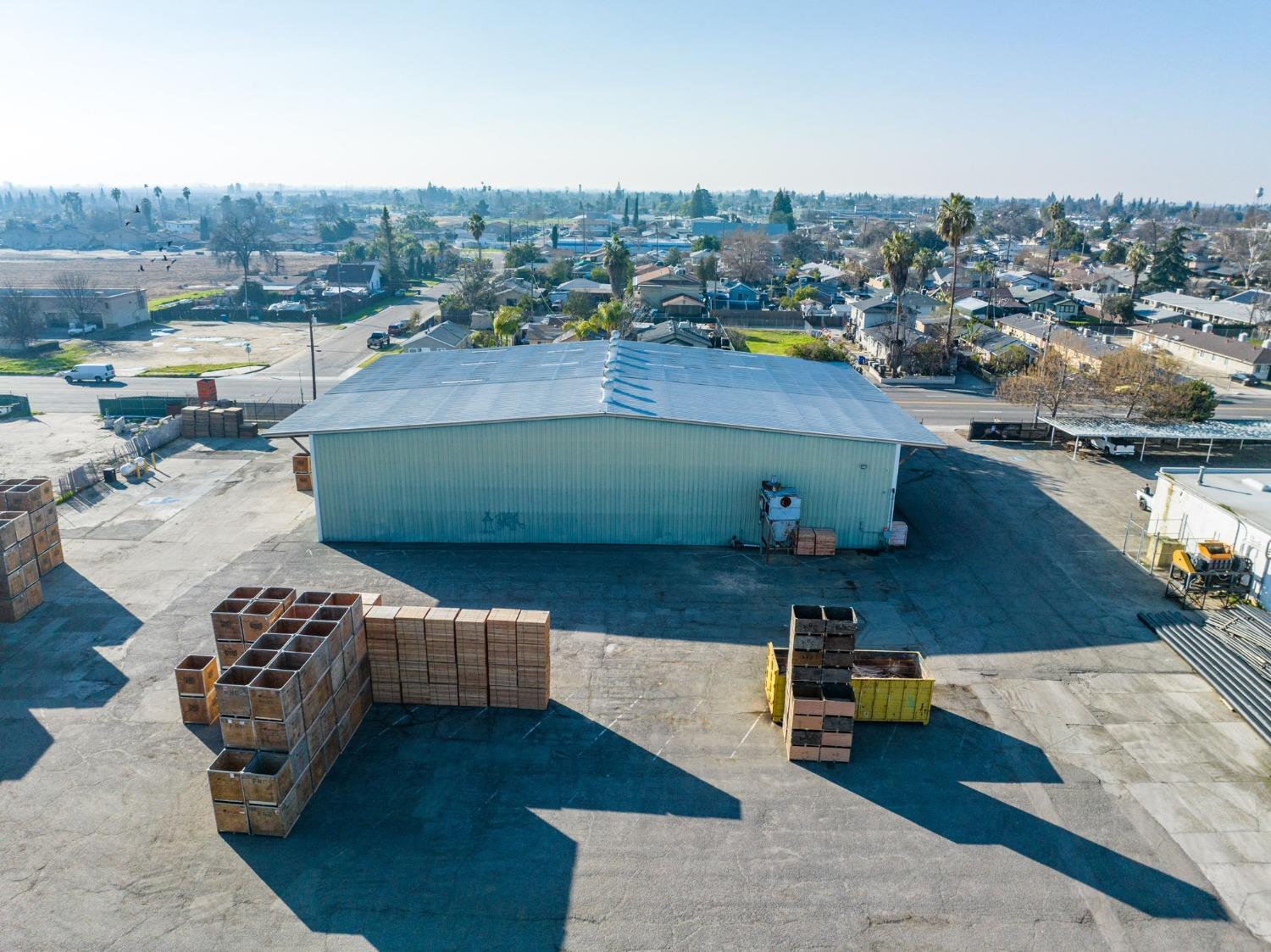 1324 Academy Ave, Sanger, CA 93657