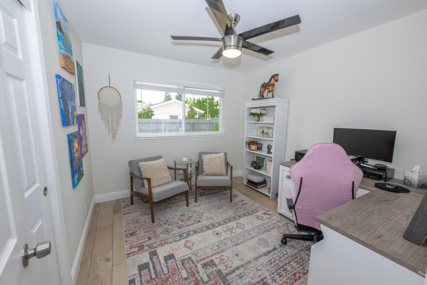 2064 Ashlan Ave, Clovis, CA 93611