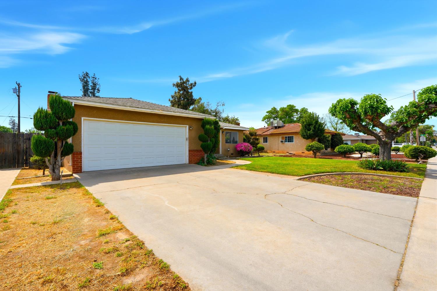 1123 E Washington Ave, Reedley, CA 93654