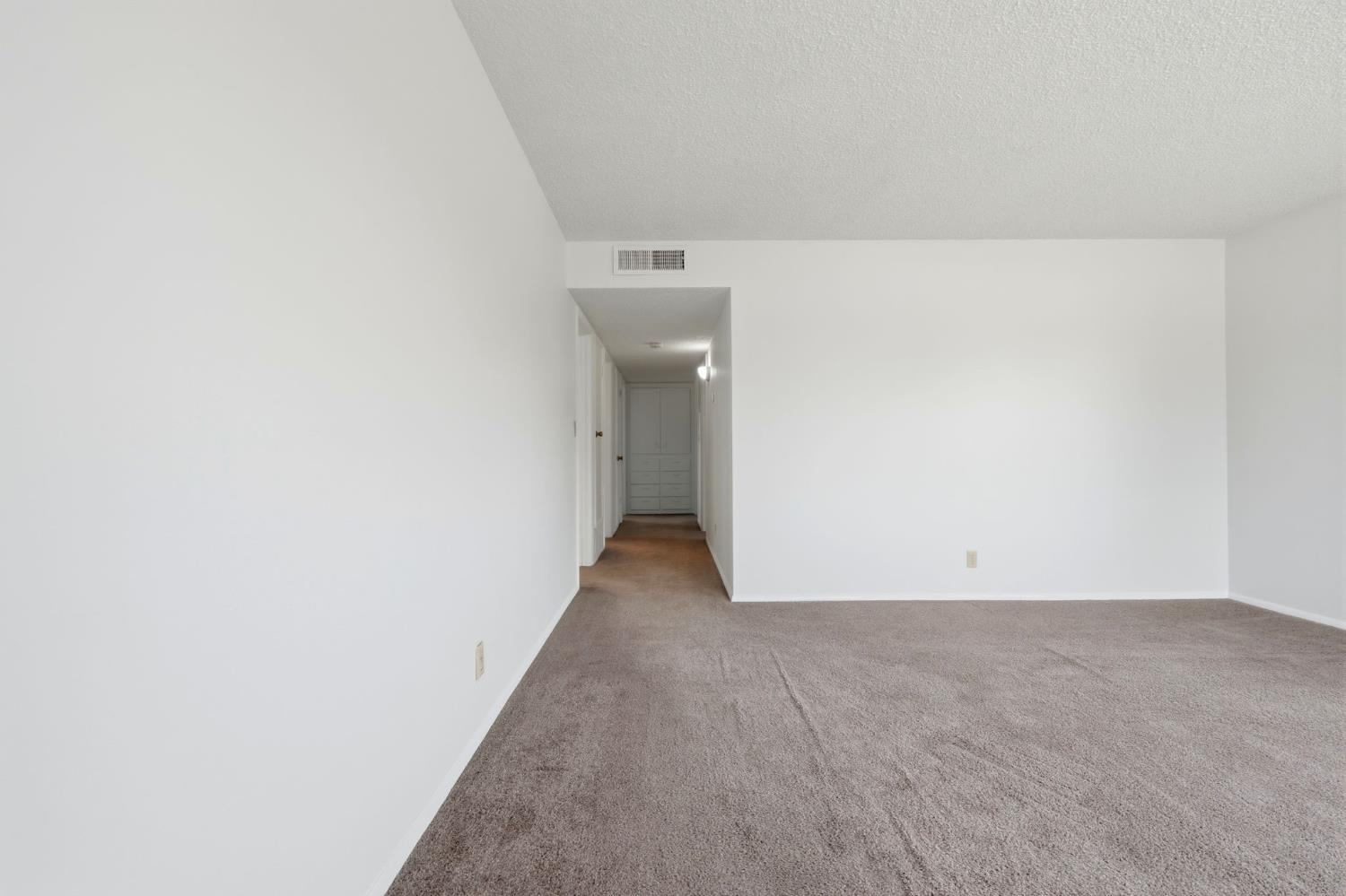 1123 E Washington Ave, Reedley, CA 93654