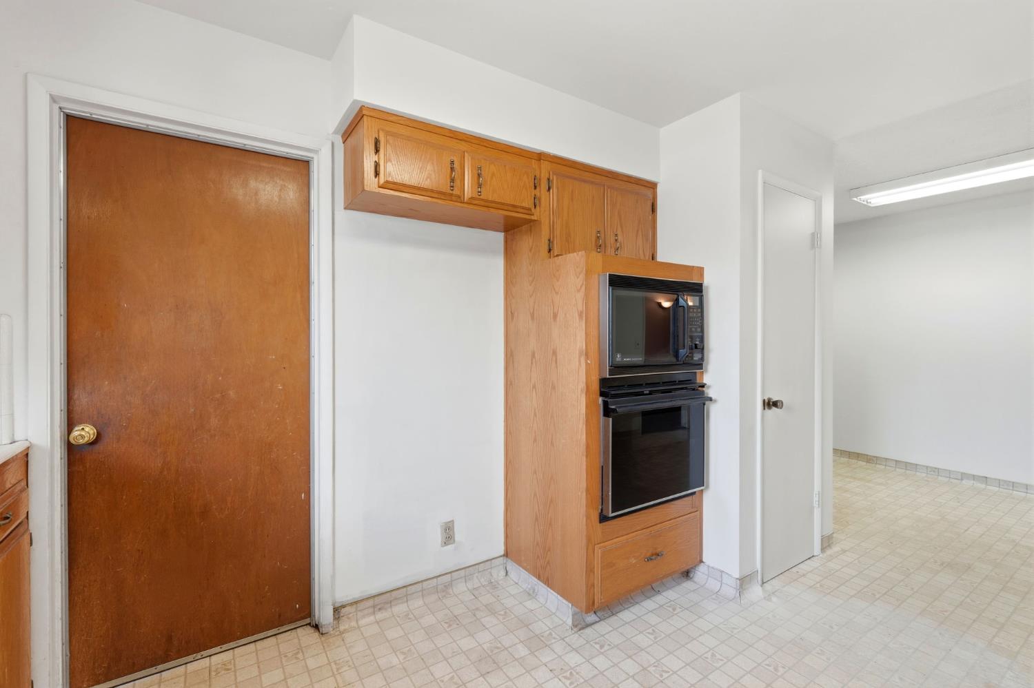 1123 E Washington Ave, Reedley, CA 93654