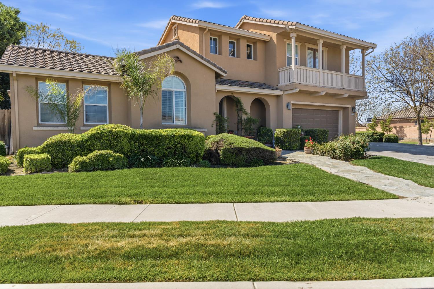 15627 W Botelho, Kerman, CA 93630