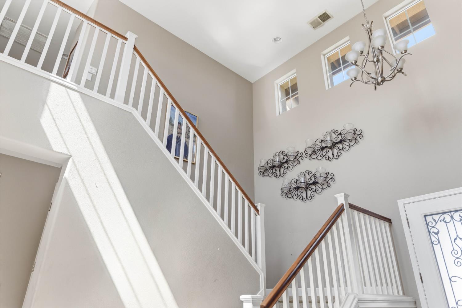 15627 W Botelho, Kerman, CA 93630