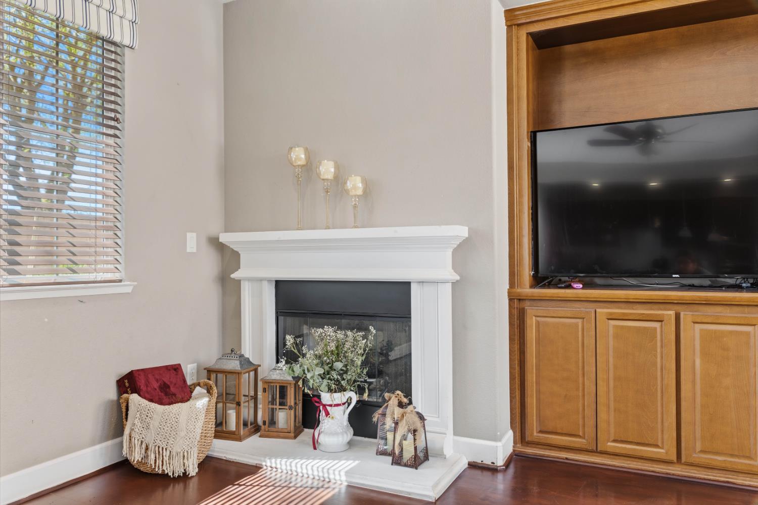 15627 W Botelho, Kerman, CA 93630