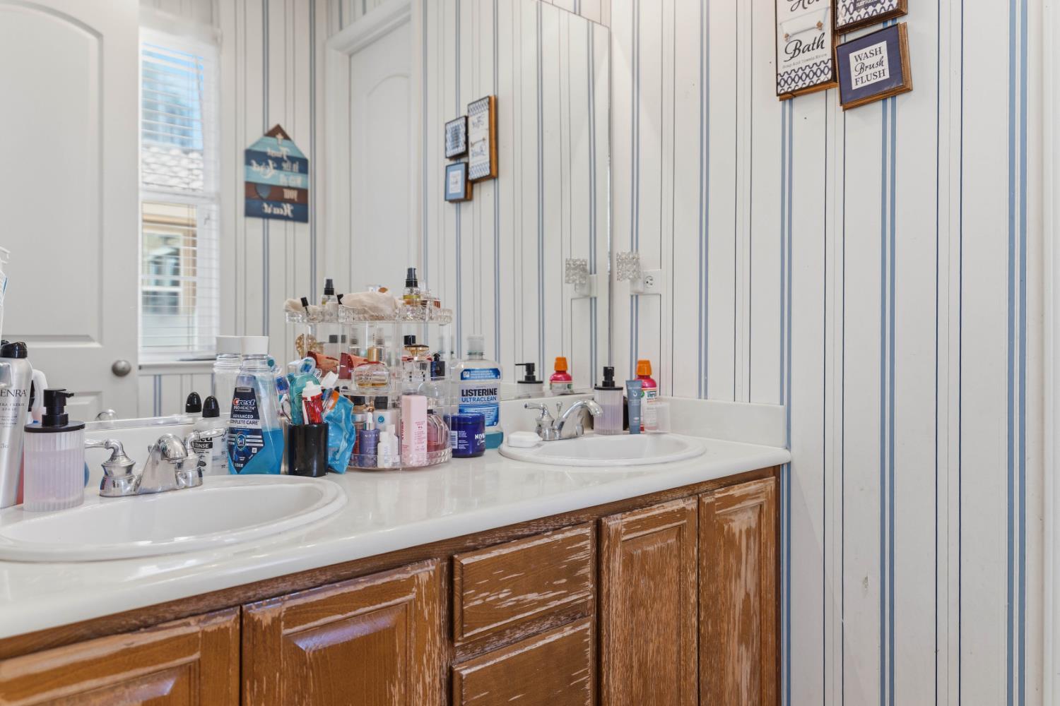 15627 W Botelho, Kerman, CA 93630