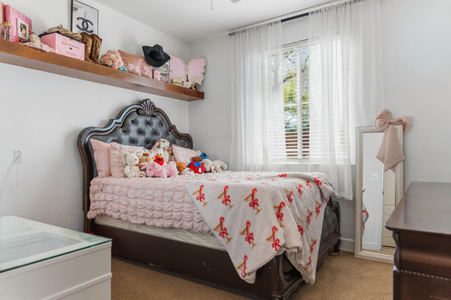 15627 W Botelho, Kerman, CA 93630