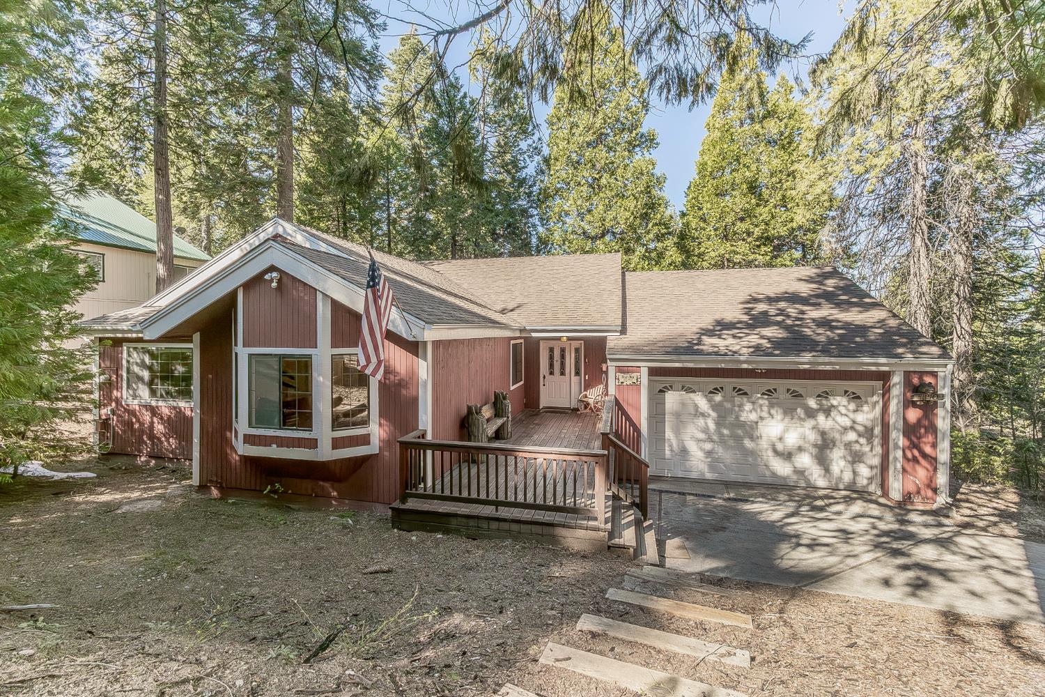 41190 Heartwood Ln, Shaver Lake, CA 93664