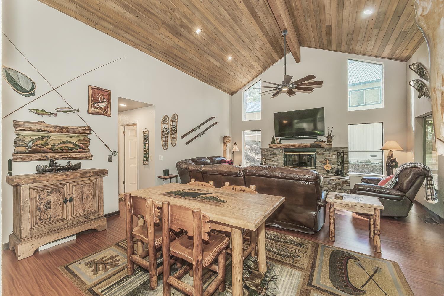 41190 Heartwood Ln, Shaver Lake, CA 93664