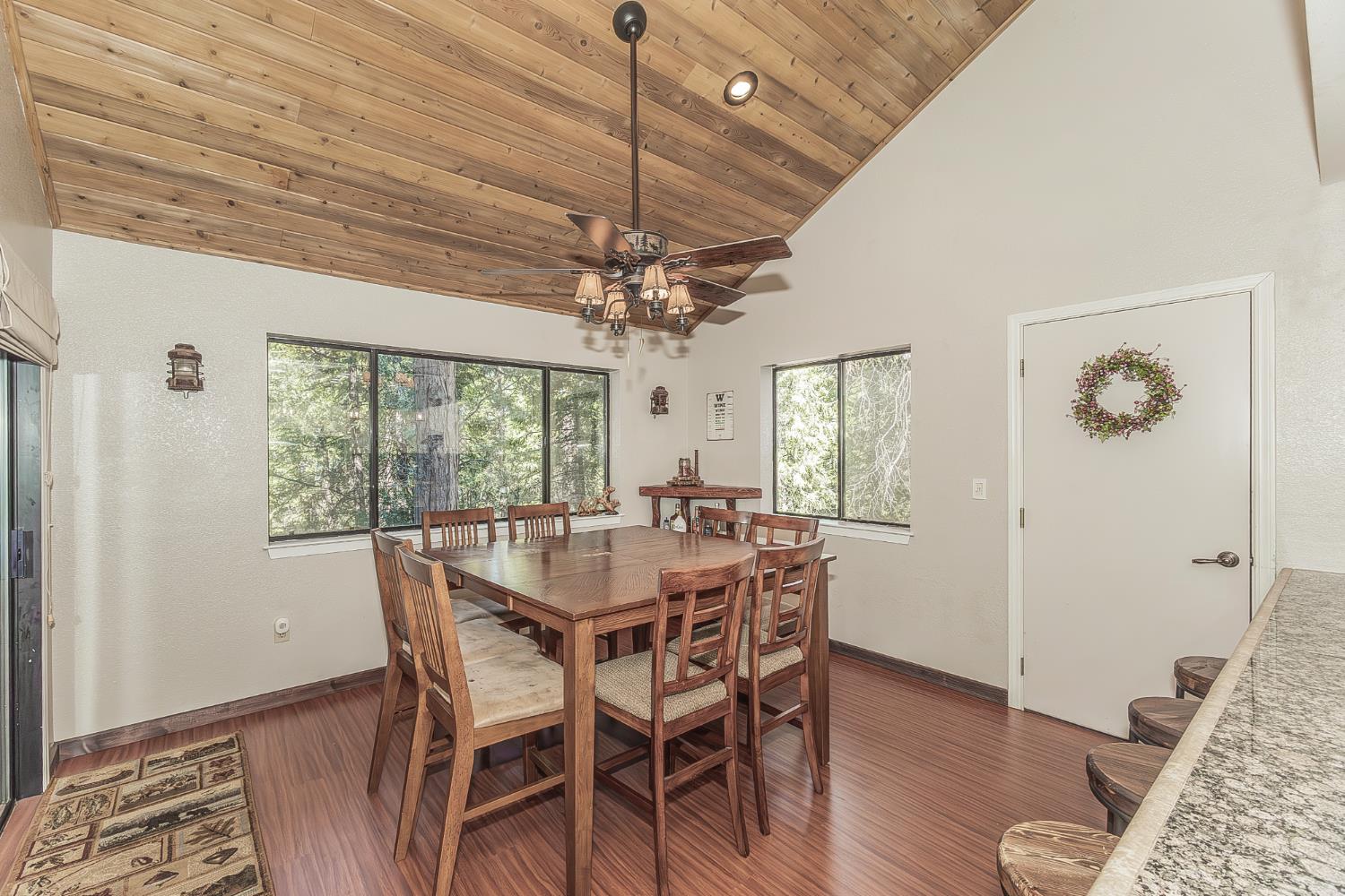 41190 Heartwood Ln, Shaver Lake, CA 93664