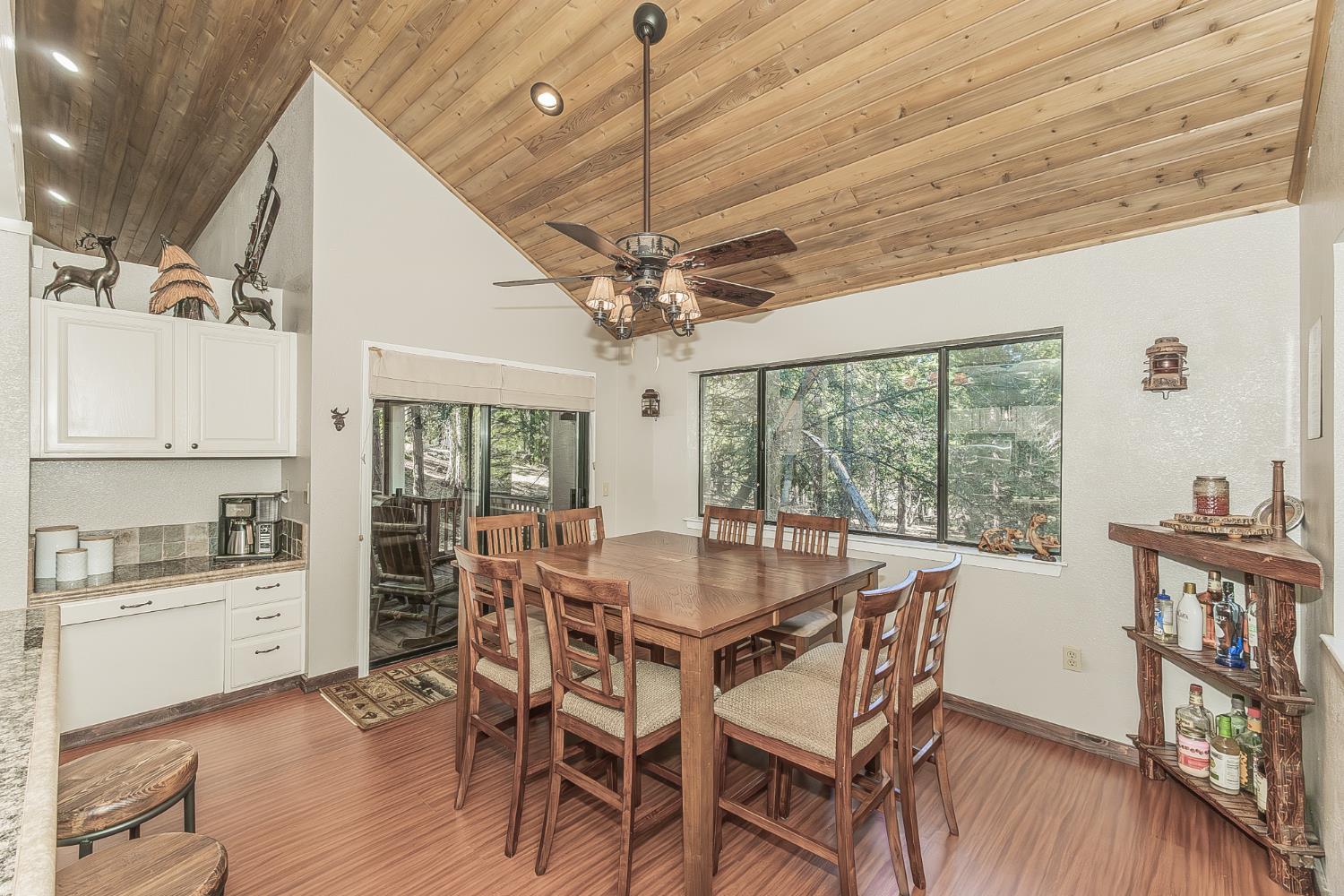 41190 Heartwood Ln, Shaver Lake, CA 93664