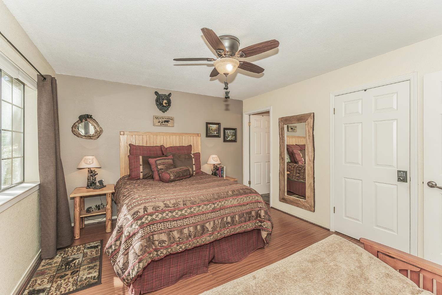 41190 Heartwood Ln, Shaver Lake, CA 93664