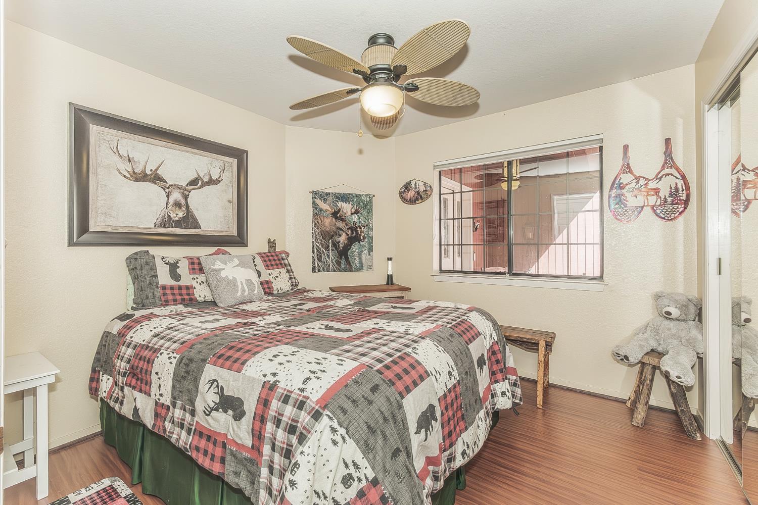 41190 Heartwood Ln, Shaver Lake, CA 93664