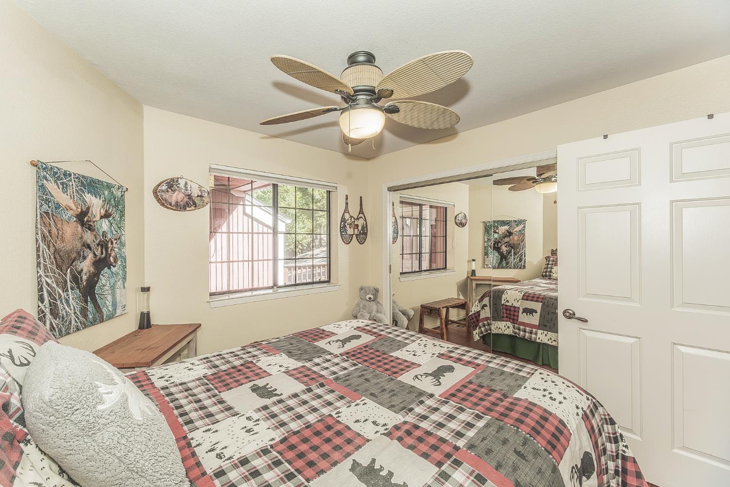 41190 Heartwood Ln, Shaver Lake, CA 93664