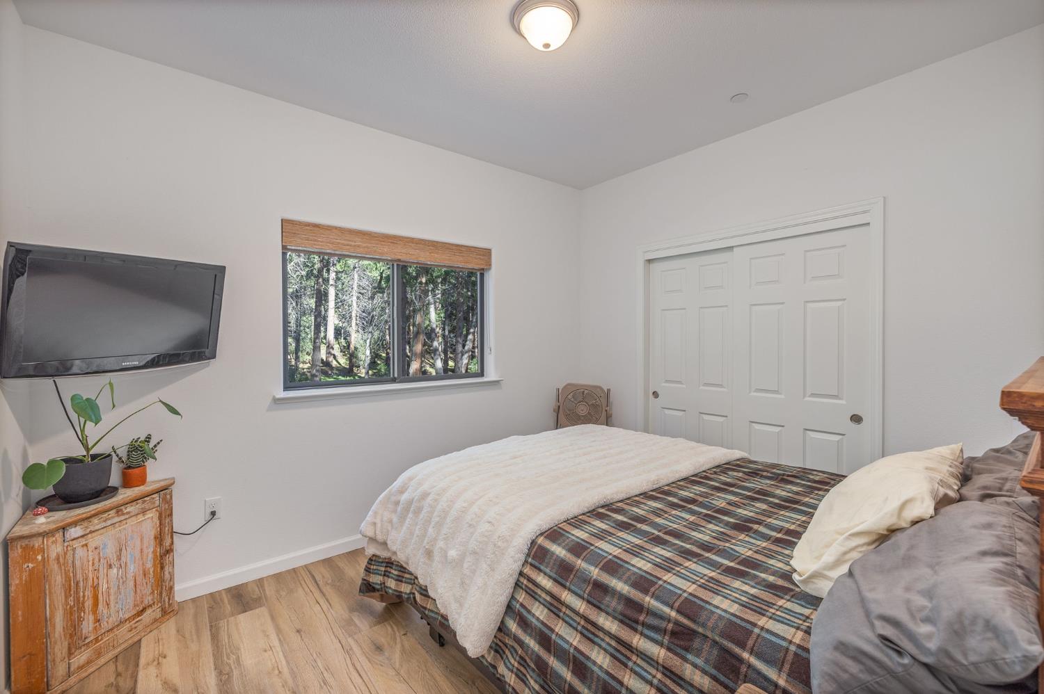 36273 Finegold Creek Dr, North Fork, CA 93643