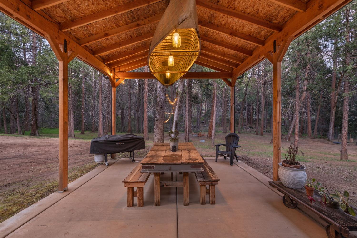 36273 Finegold Creek Dr, North Fork, CA 93643