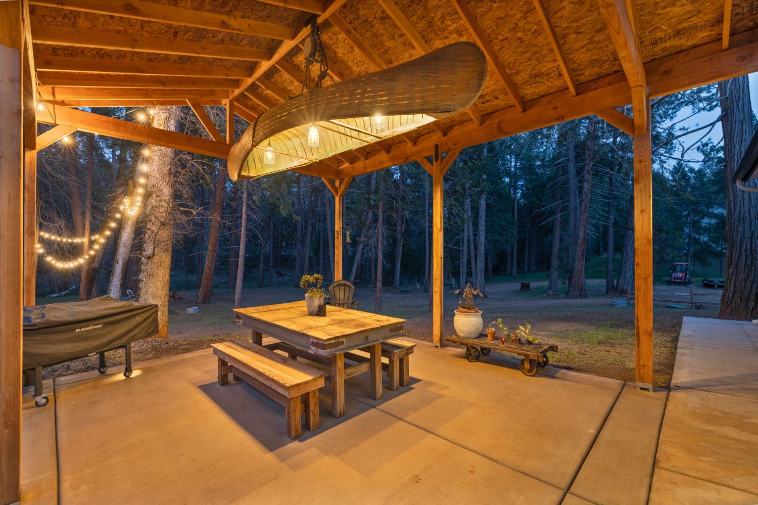 36273 Finegold Creek Dr, North Fork, CA 93643