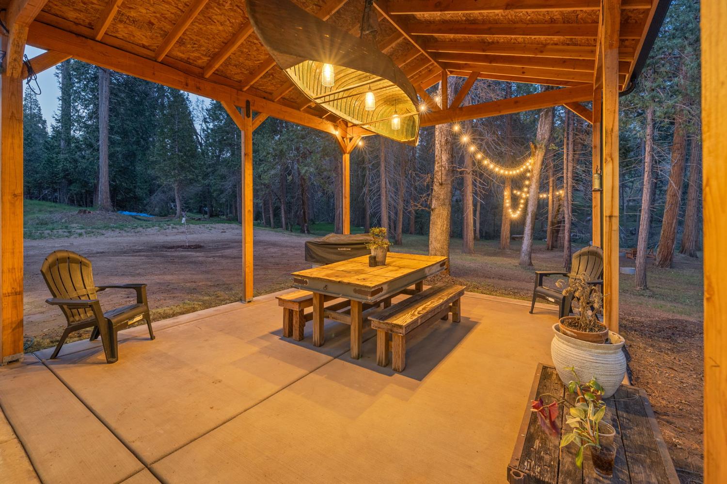 36273 Finegold Creek Dr, North Fork, CA 93643