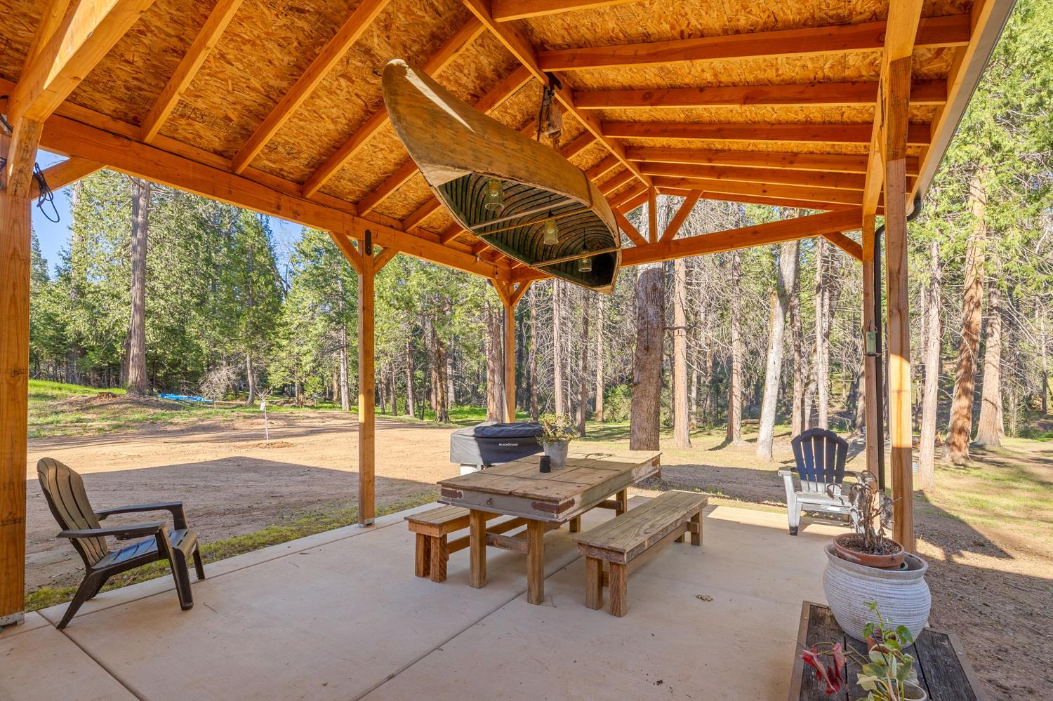 36273 Finegold Creek Dr, North Fork, CA 93643