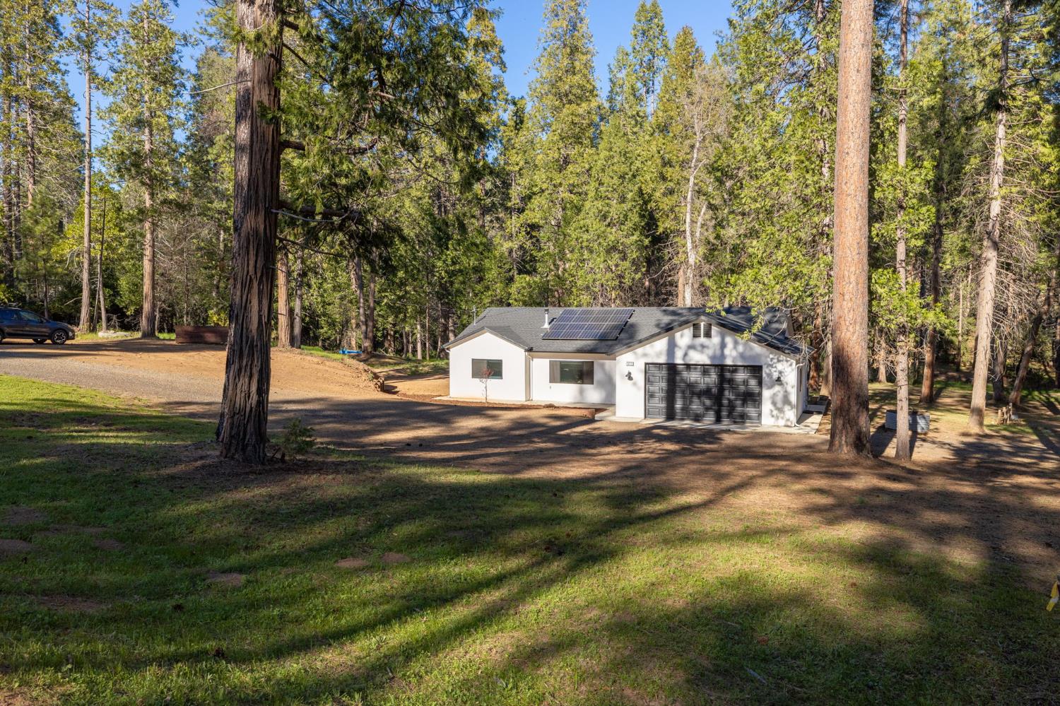 36273 Finegold Creek Dr, North Fork, CA 93643