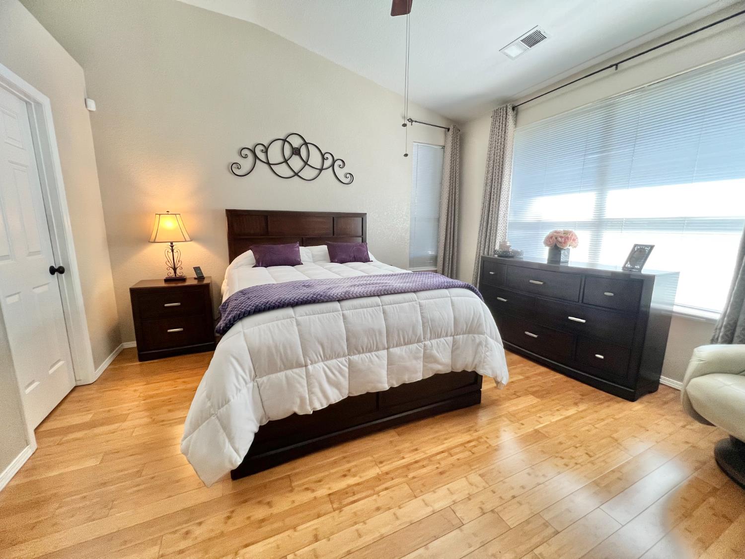 2265 E Utah Ave, Fresno, CA 93720