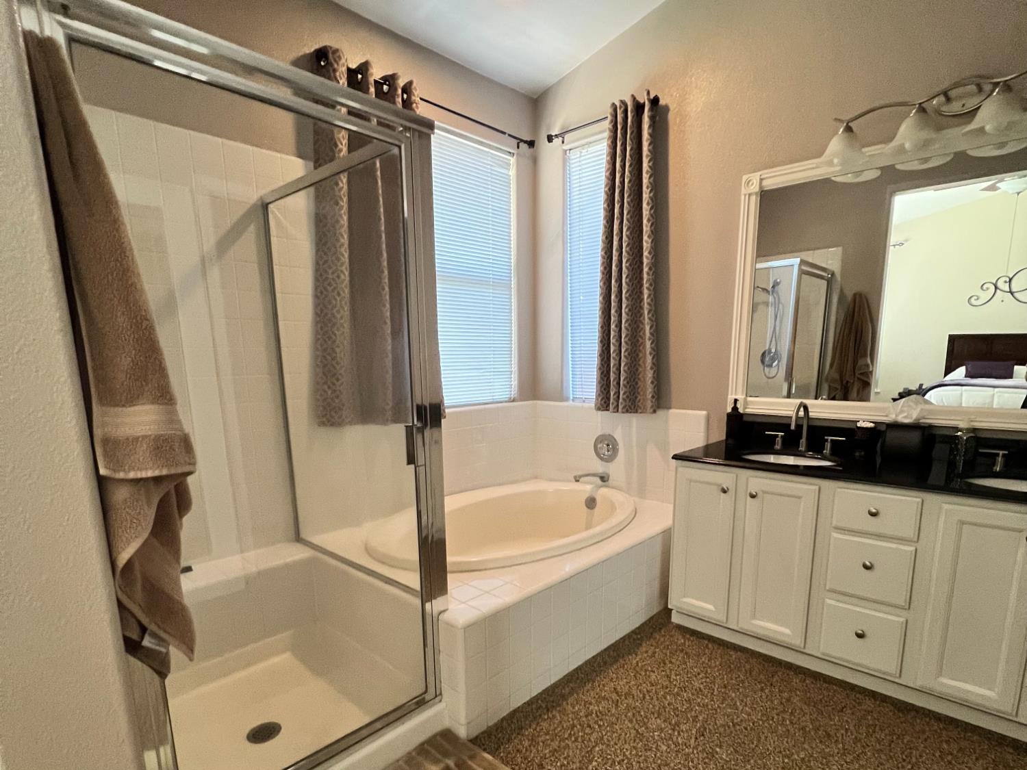 2265 E Utah Ave, Fresno, CA 93720