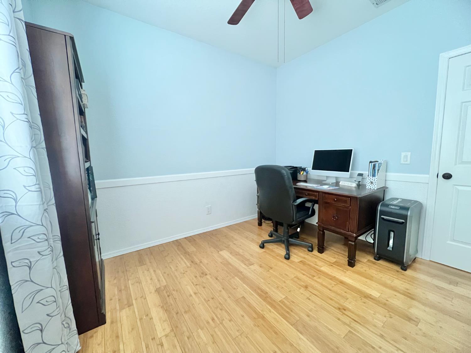 2265 E Utah Ave, Fresno, CA 93720