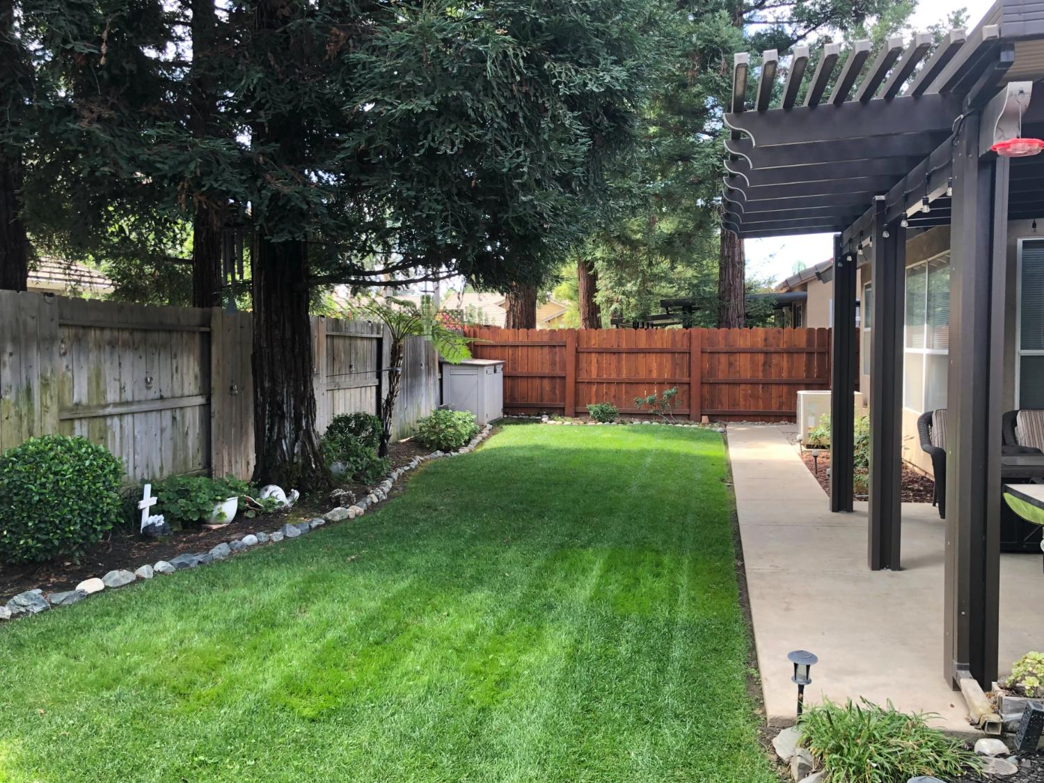 2265 E Utah Ave, Fresno, CA 93720