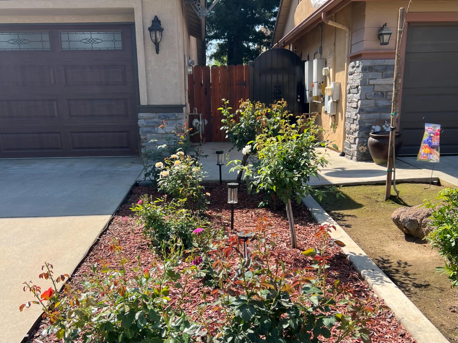 2265 E Utah Ave, Fresno, CA 93720