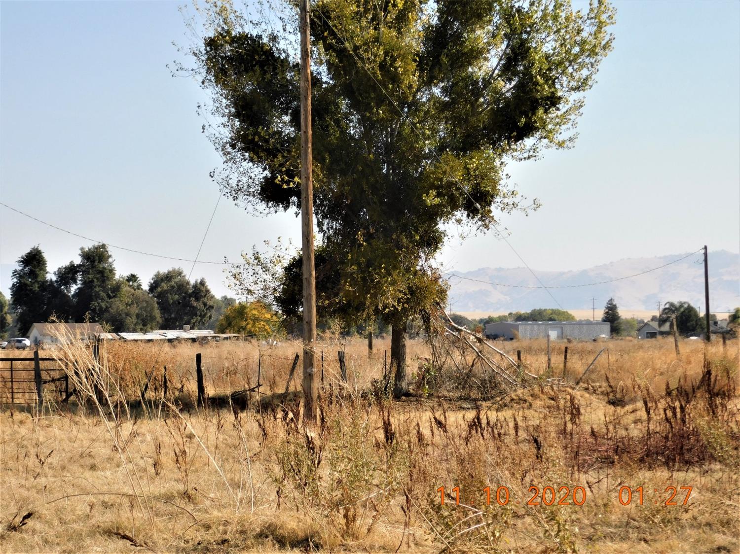 4395 N Zediker Ave, Sanger, CA 93657