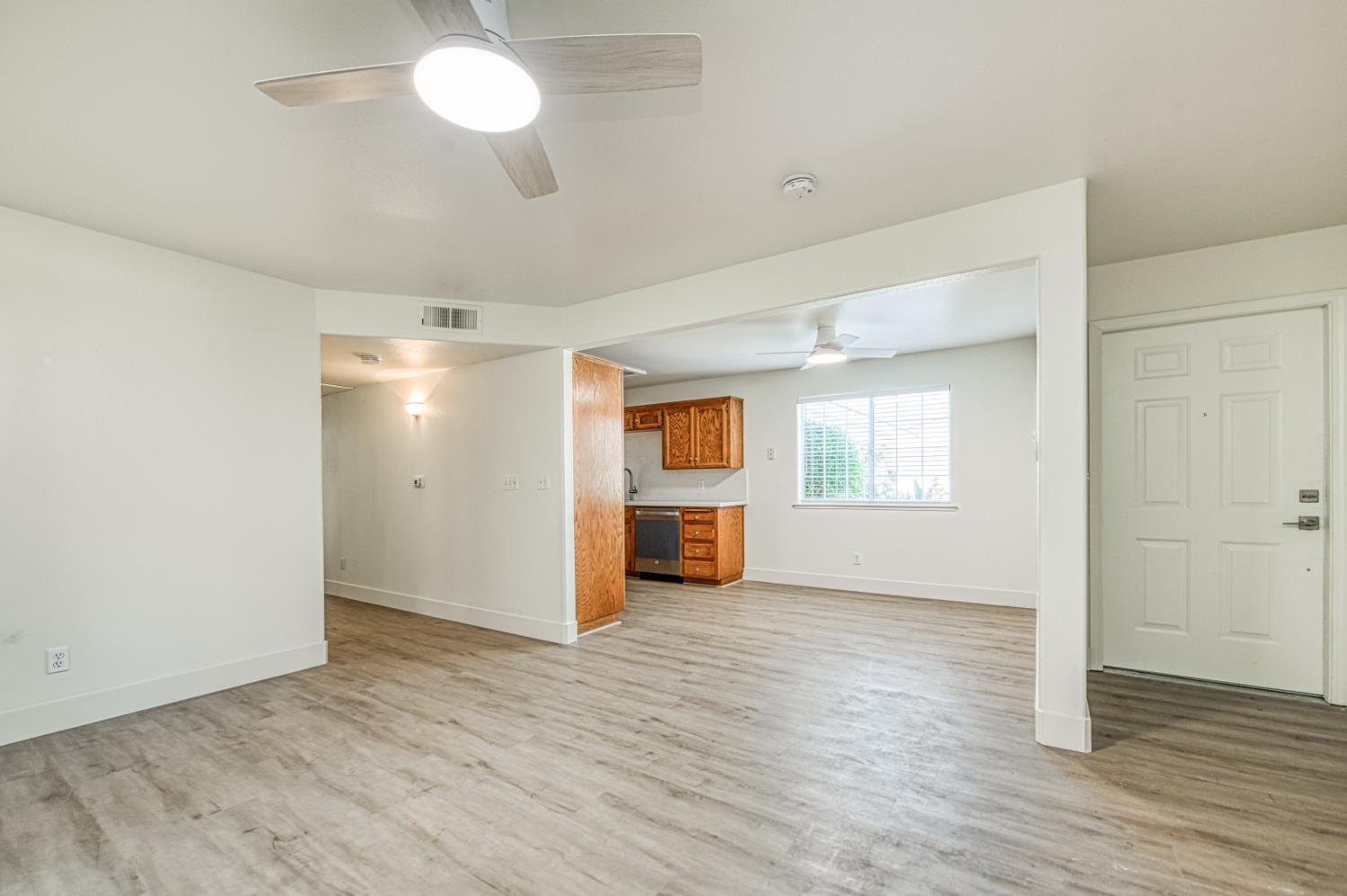 1542 E Alluvial Ave #151, Fresno, CA 93720