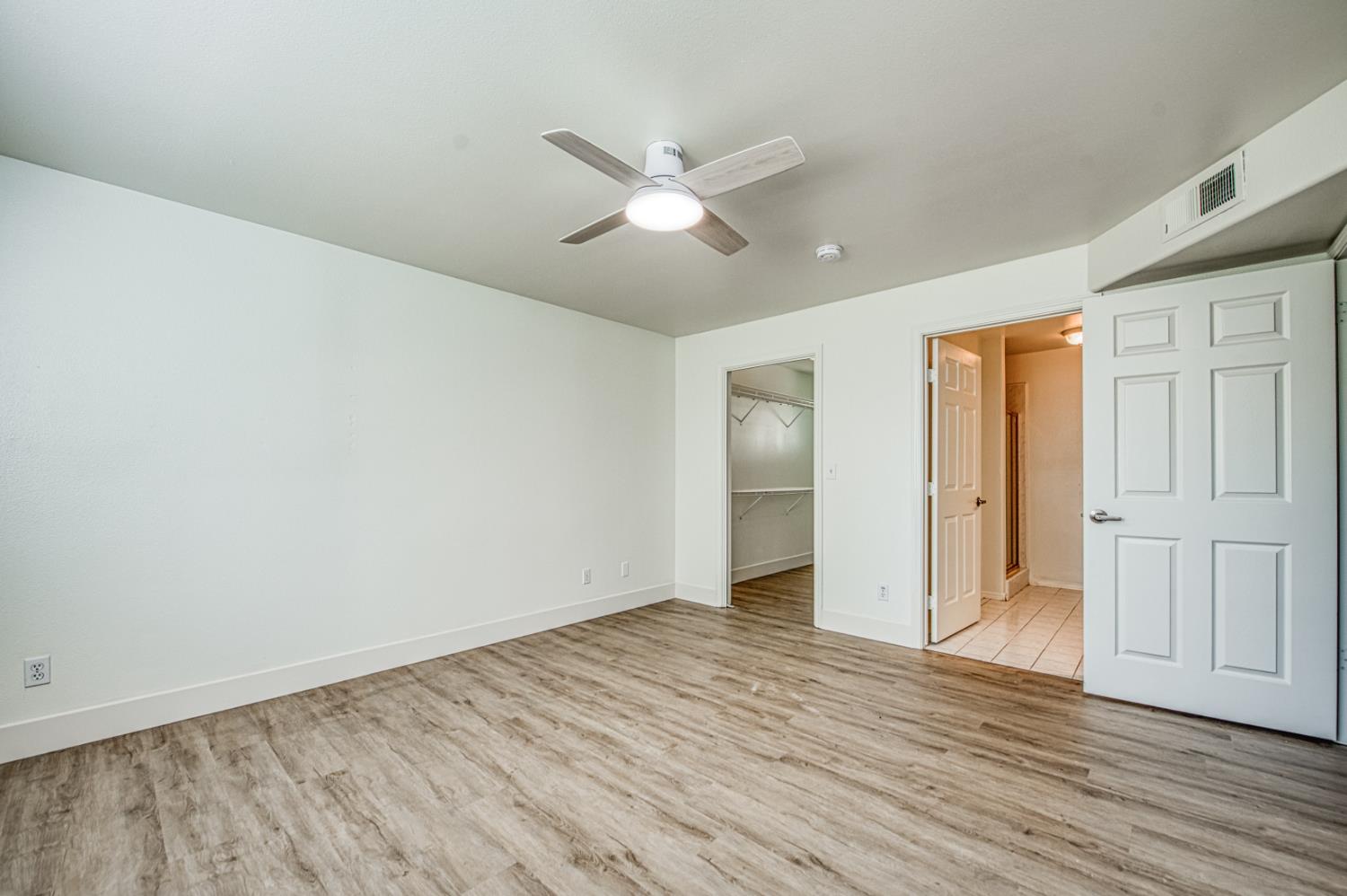 1542 E Alluvial Ave #151, Fresno, CA 93720