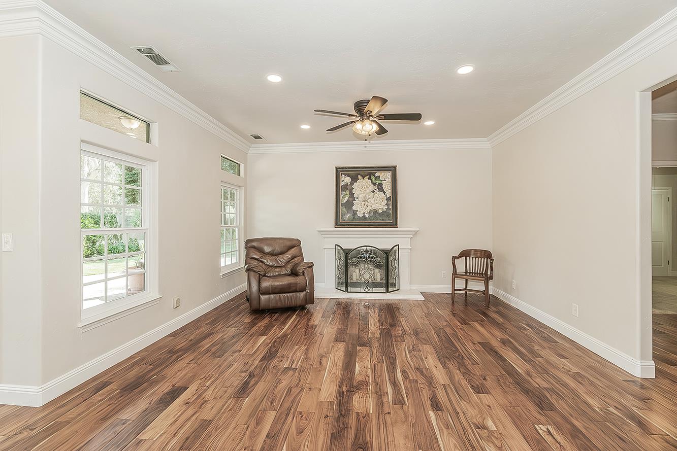 1273 W Olson Ave, Reedley, CA 93654