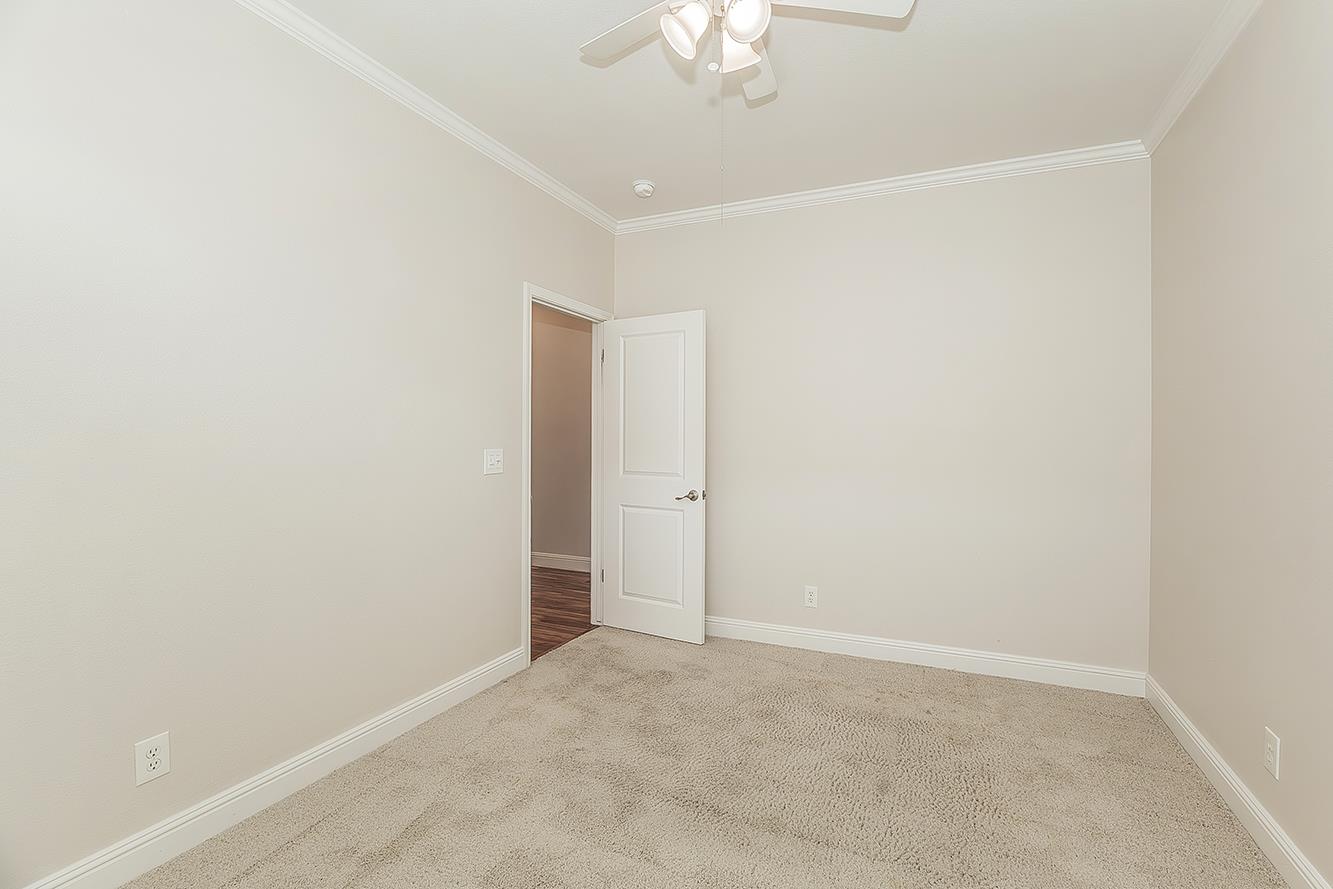 1273 W Olson Ave, Reedley, CA 93654