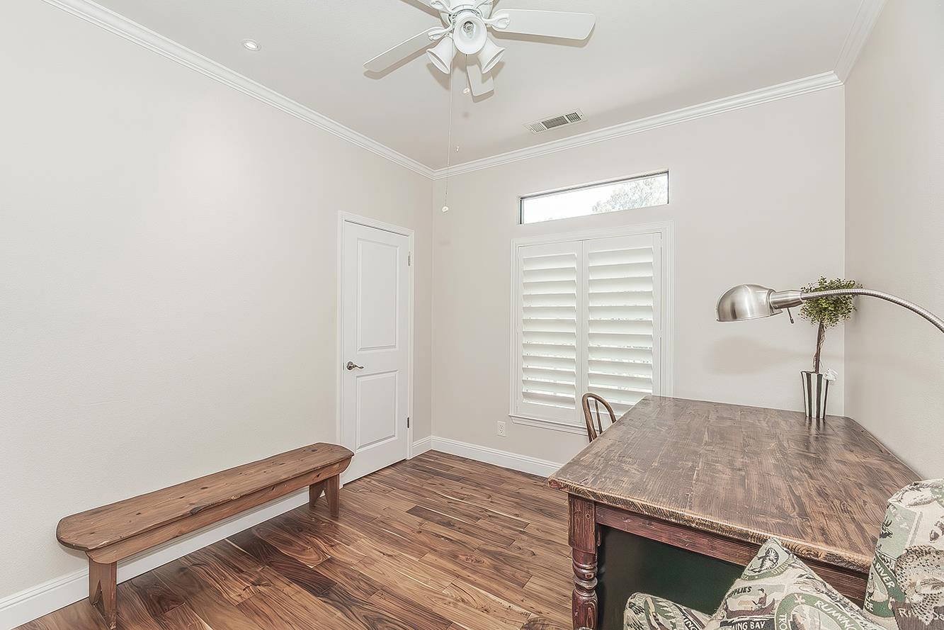 1273 W Olson Ave, Reedley, CA 93654