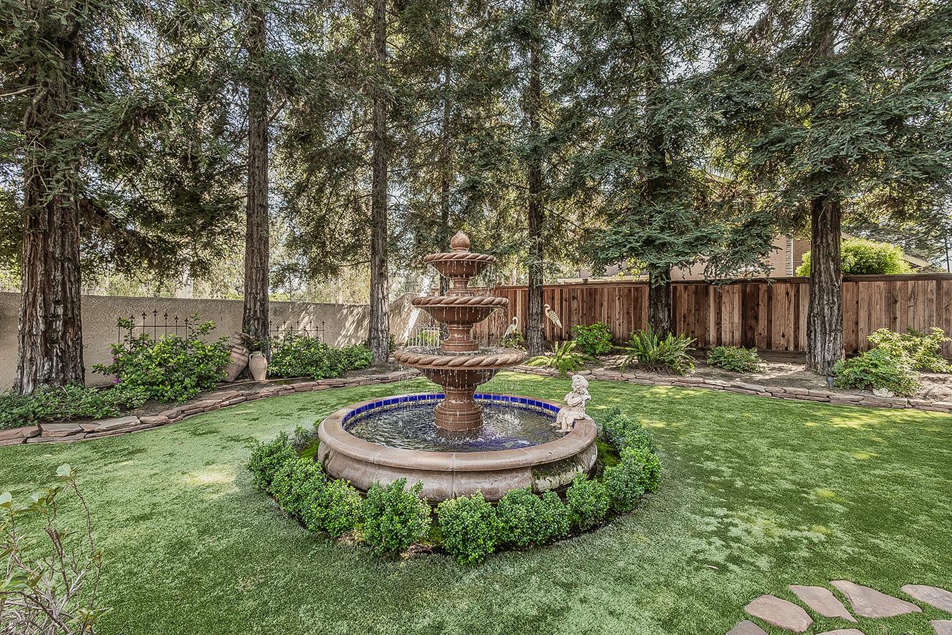 1273 W Olson Ave, Reedley, CA 93654