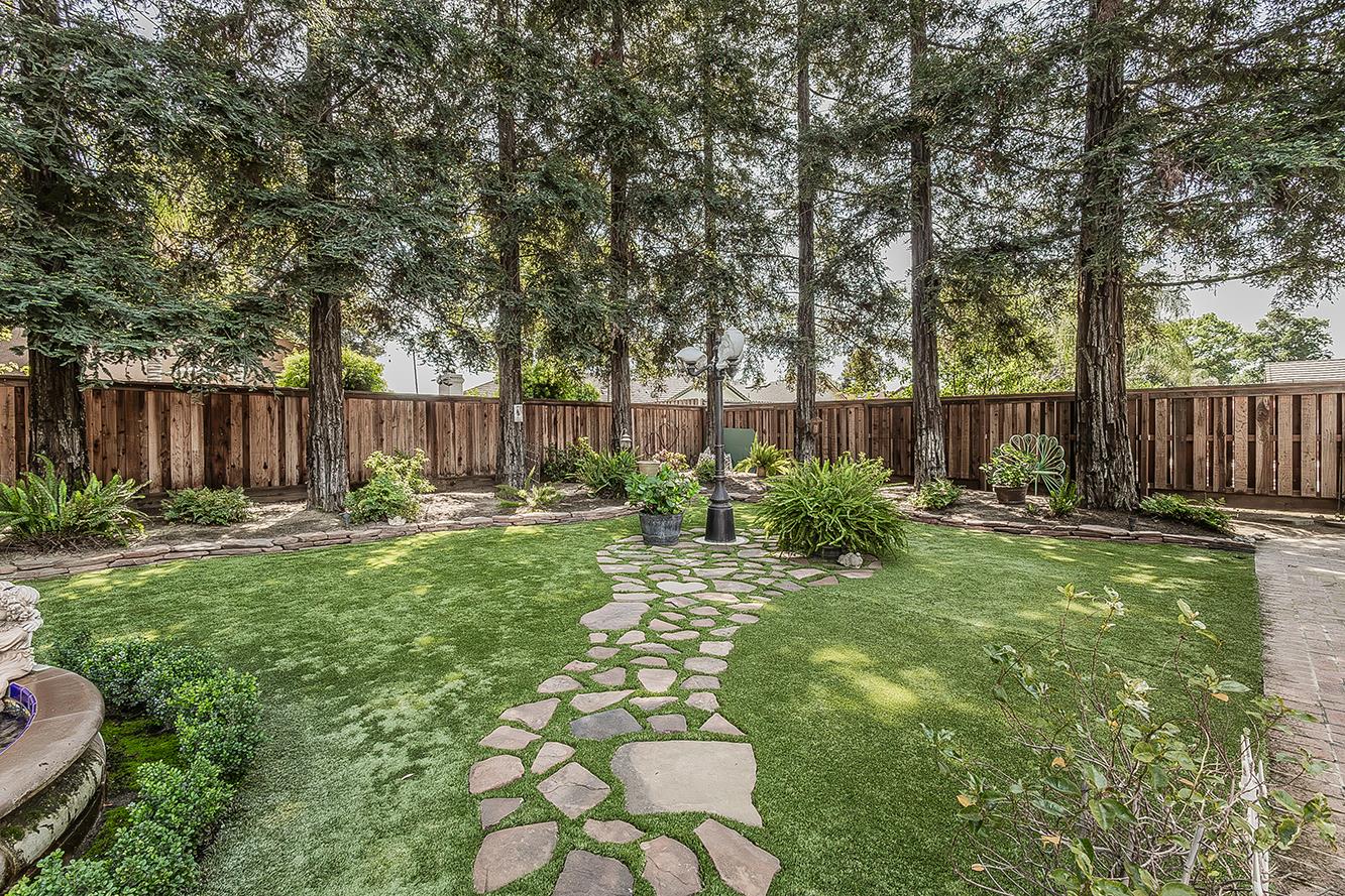 1273 W Olson Ave, Reedley, CA 93654