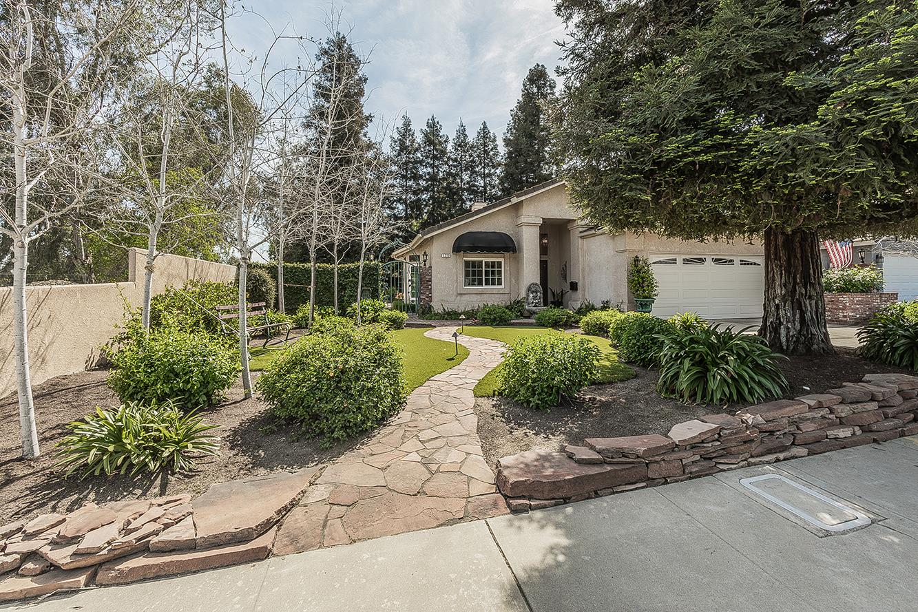 1273 W Olson Ave, Reedley, CA 93654