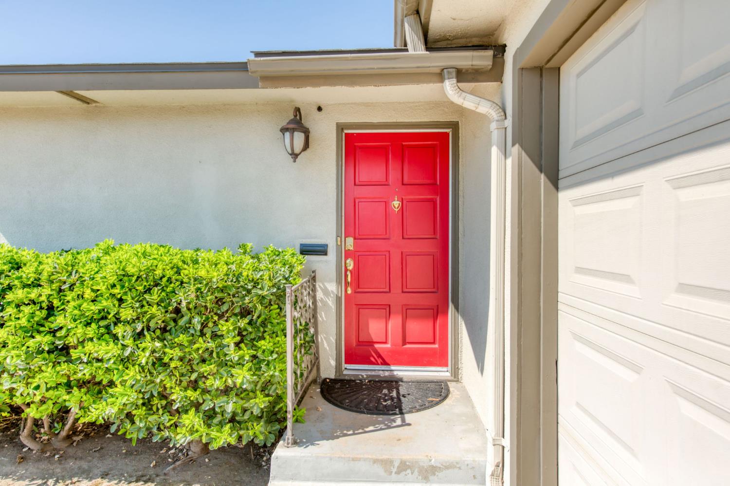 965 W Fairmont Ave, Clovis, CA 93612