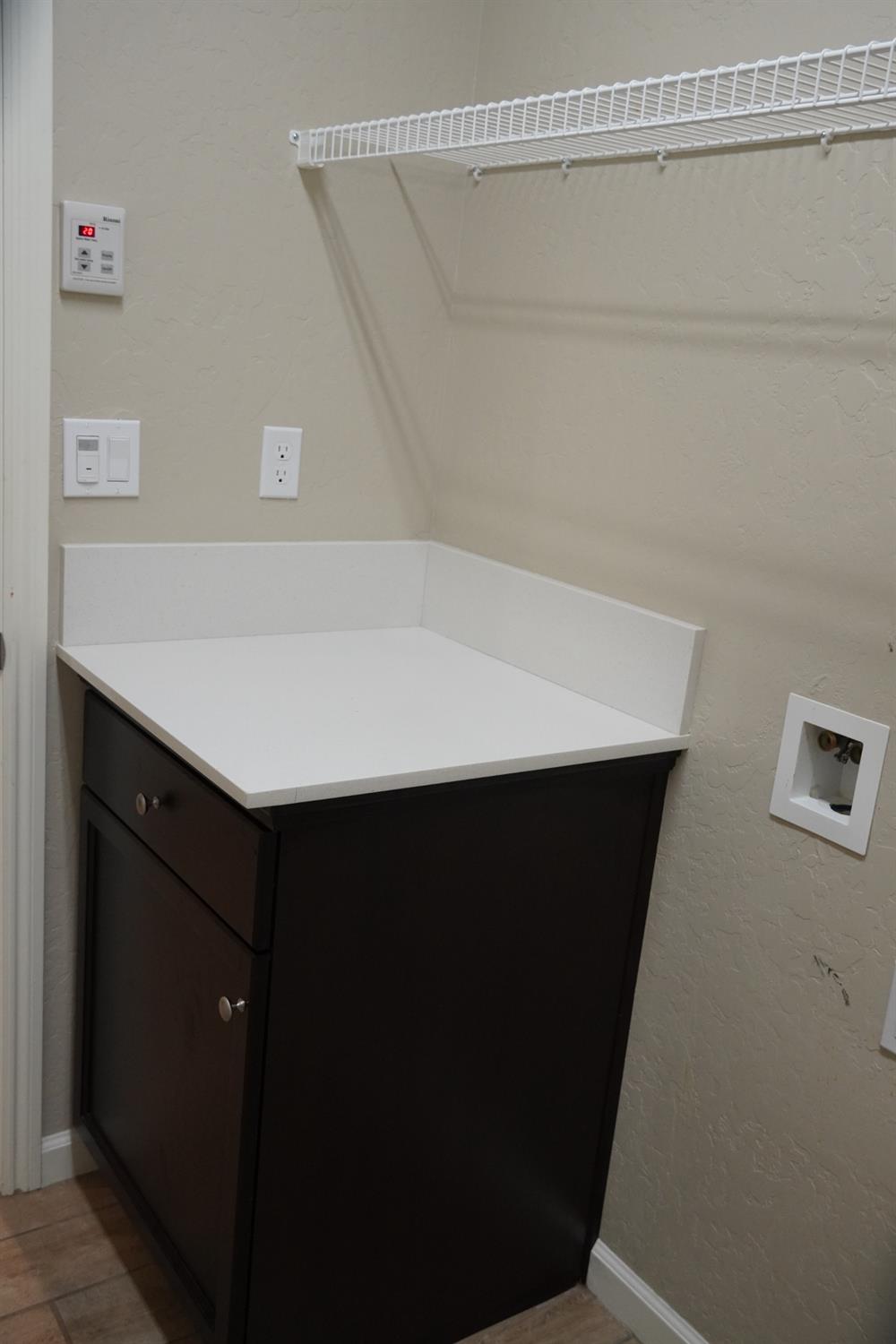 7478 E Flint Way, Fresno, CA 93737