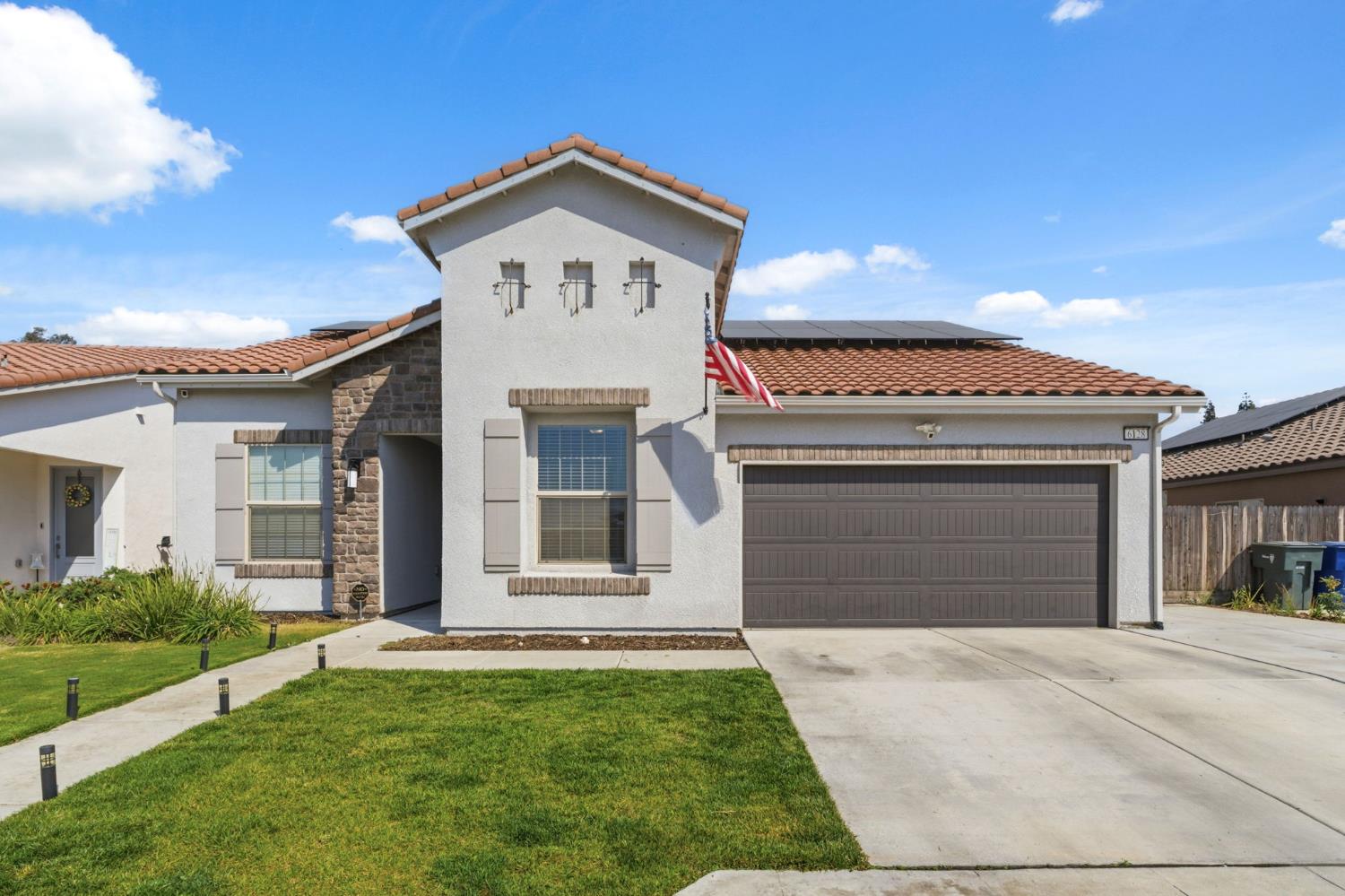 6128 E Platt Ave, Fresno, CA 93727